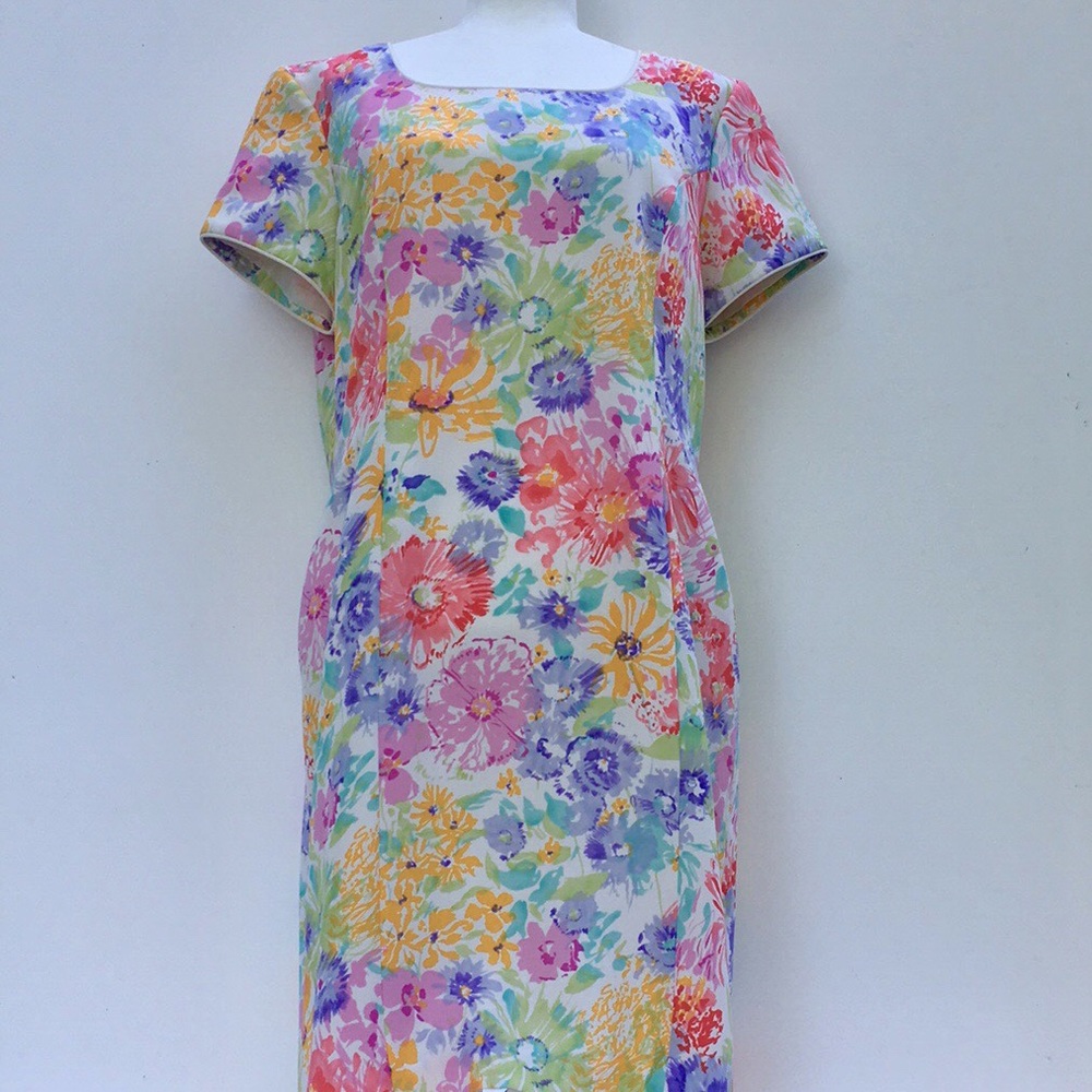 LIZ BAKER FLORAL PASTEL LINED SHIFT DRESS - Picture 11 of 12